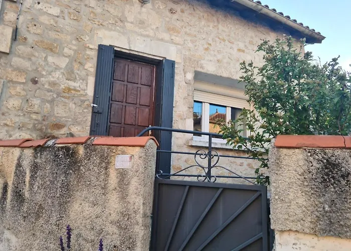 Logement Entier Situe A Taponnat Fleurignac.