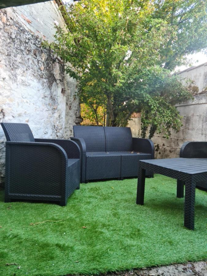 Entier Situe A Fleurignac. * Taponnat-Fleurignac